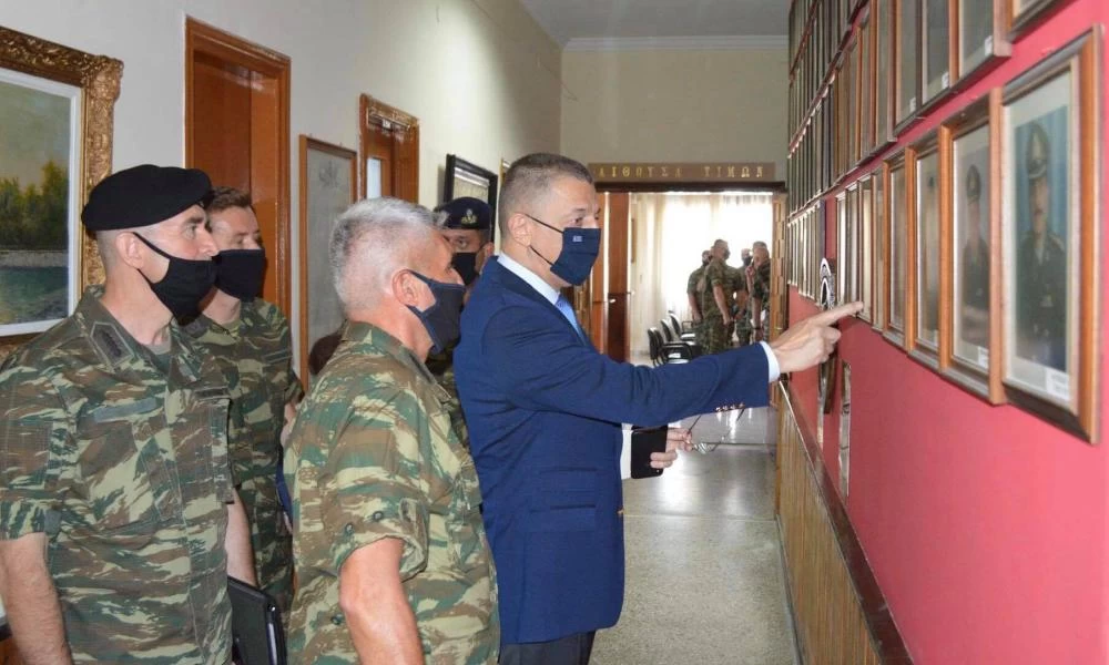 Σε Καβάλα και Ξάνθη ο Στεφανής: Επισκέφθηκε τους «μαυροσκούφηδες»